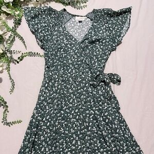 Universal Thread Women’s Green Floral Dress XS